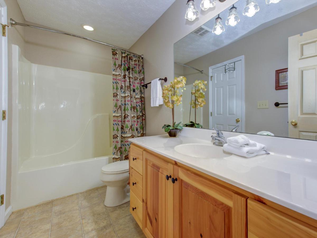 Great Expectations, 3 Bedrooms, Fireplace, Pool Table, Hot Tub, Sleeps 10 Gatlinburg Exterior foto