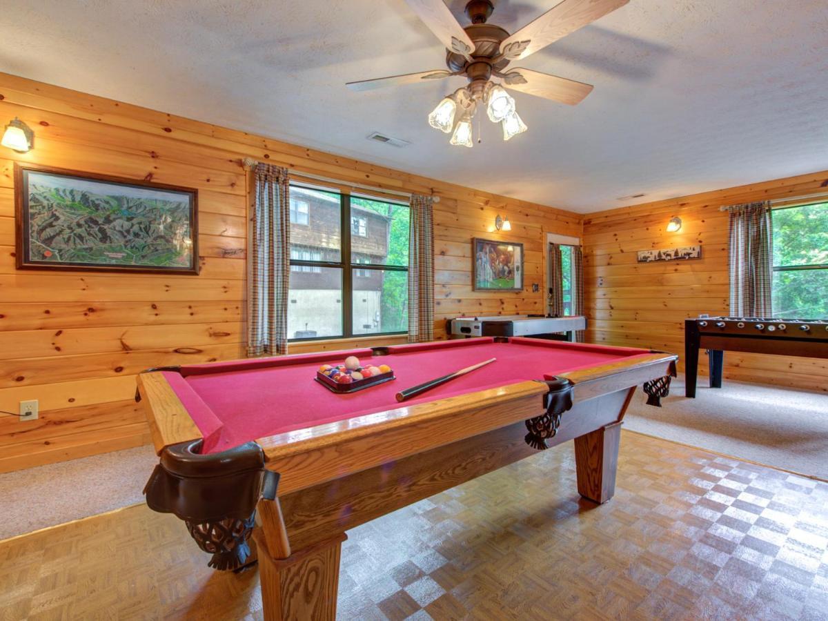 Great Expectations, 3 Bedrooms, Fireplace, Pool Table, Hot Tub, Sleeps 10 Gatlinburg Exterior foto